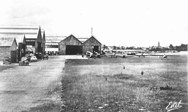Old photo of Guyancourt Airport circa 1950